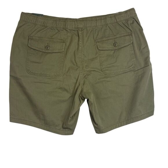 NWT Men’s Chino Board Short Green Size 42 with 8 Inch Inseam - Picture 2 of 6